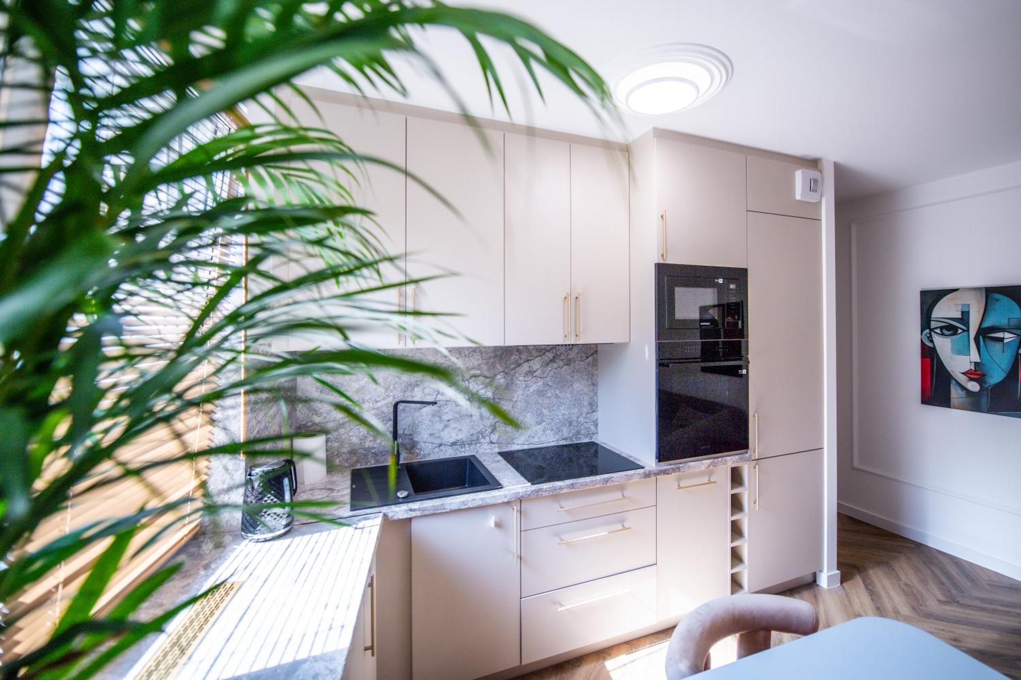 Apartament Mikolowska Z Balkonem กลีวิตเซ ภายนอก รูปภาพ