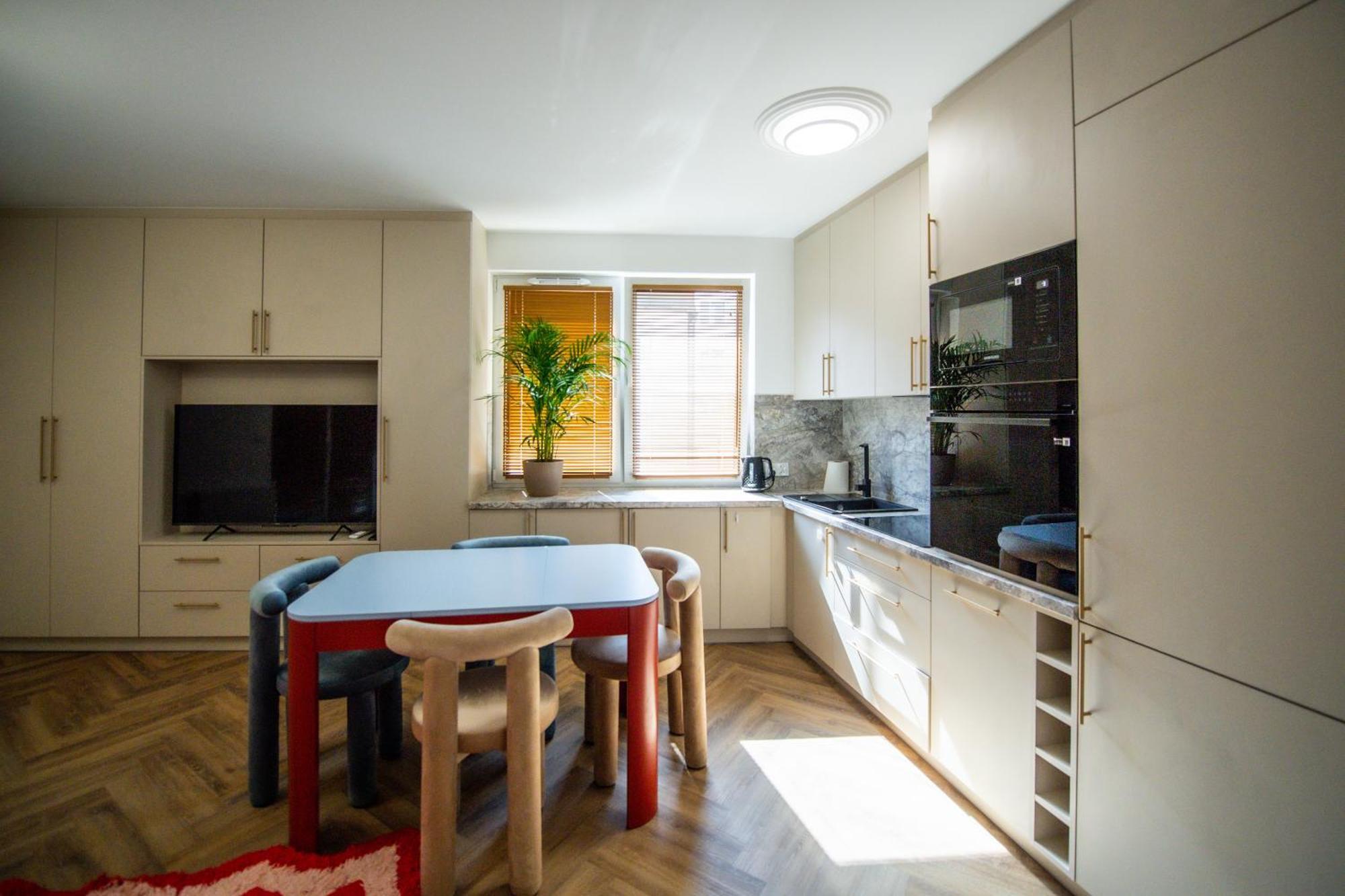 Apartament Mikolowska Z Balkonem กลีวิตเซ ภายนอก รูปภาพ